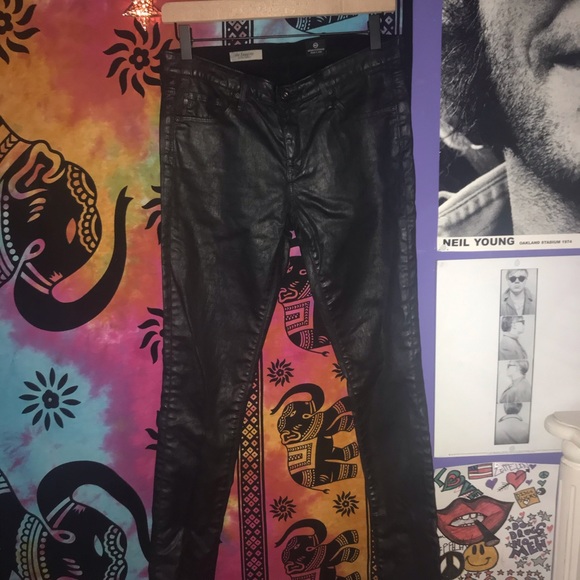 AG Jeans “Leatherette” Legging Ankle Pants - Picture 1 of 4